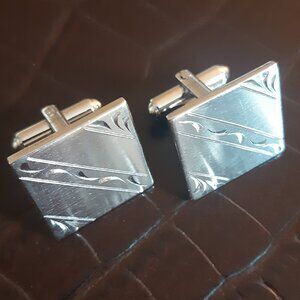1960s Vintage Silver Tone Etched Metal Cuff Links 3/4 Inch Square